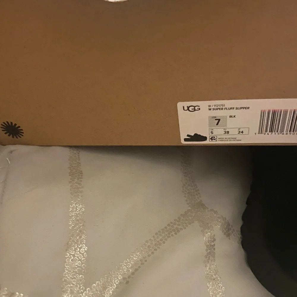 Good condition never worn - Picture 3 of 6